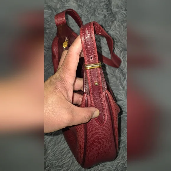 Elegant cartier Leather crossbody Bag - Picture 16 of 16
